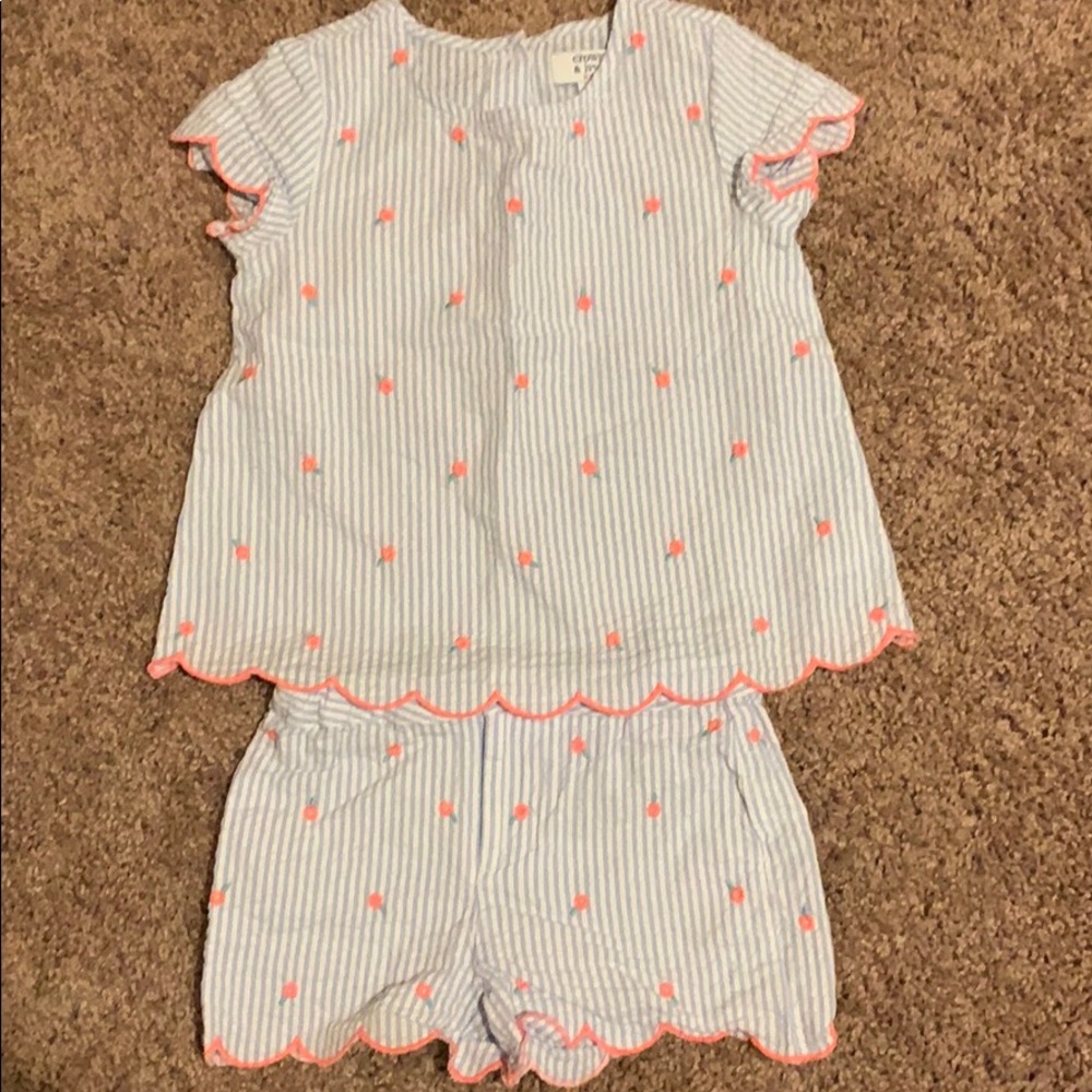 Crown & ivy 2 piece size 5 girl blouse w/ shorts